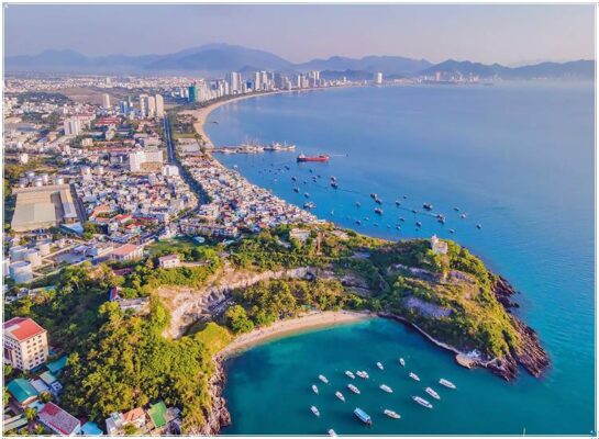 Dịch vụ thuê xe ô tô từ Quy Nhơn đi Nha Trang