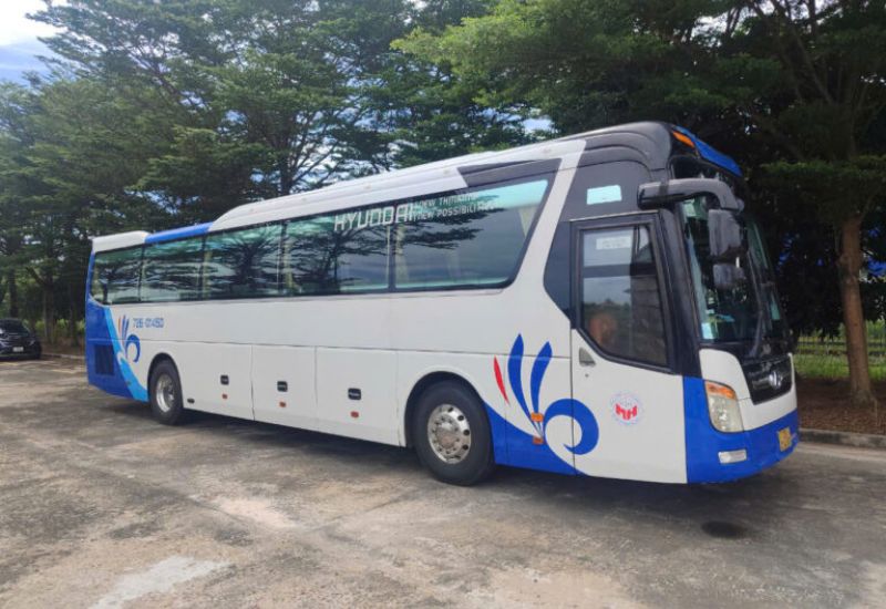 Xe du lịch 45 chỗ trọn gói giá rẻ
