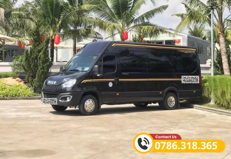 Xe Solati Dcar Limousine 12 chỗ ngồi