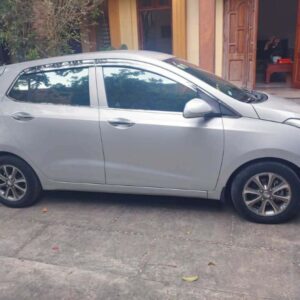 Xe màu xám I10 được lựa chọn